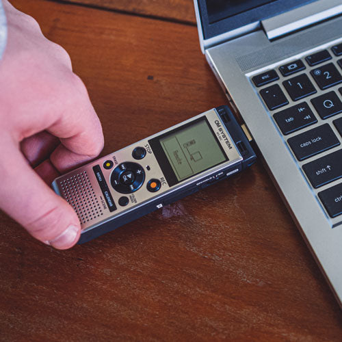 OM System WS-882 4GB Expandable Digital Voice Recorder with Large LCD Screen and Speaker